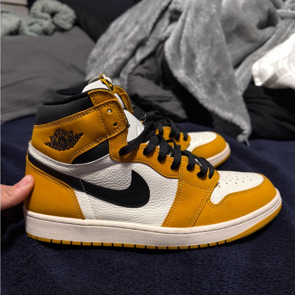Jordan Men's Mustard and Black High-Top Sneakers
